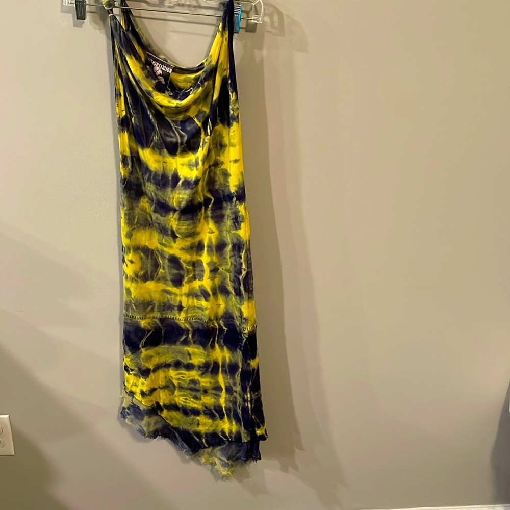 Blue and yellow tye and dye bodycon asymmetrical dress.